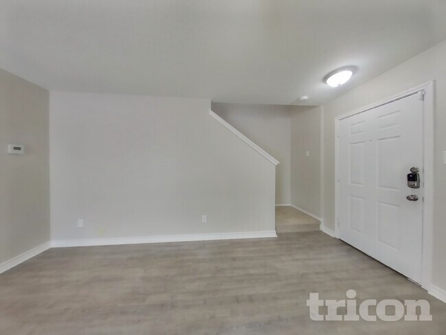 Photo - 7 Beacon Oak