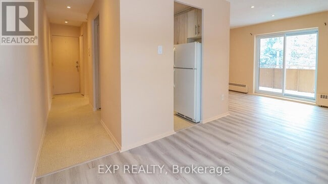 207 - 84 SECOND STREET - 207 - 84 SECOND STREET Unit 207