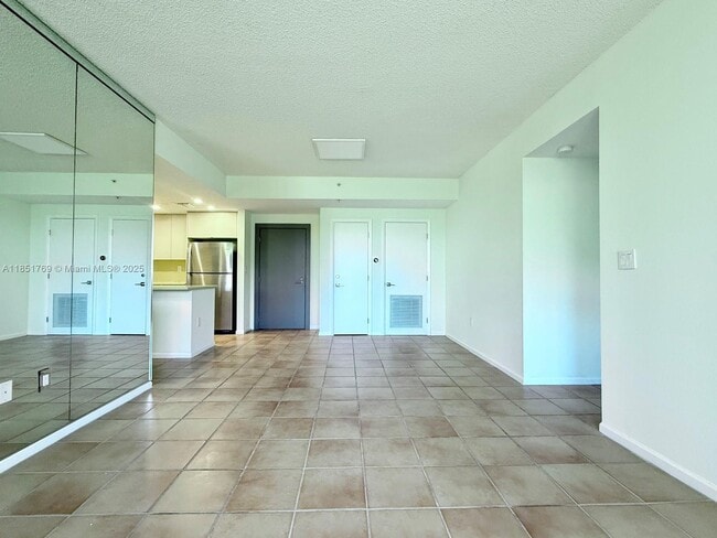Photo - 185 SE 14th Terrace Unit 906