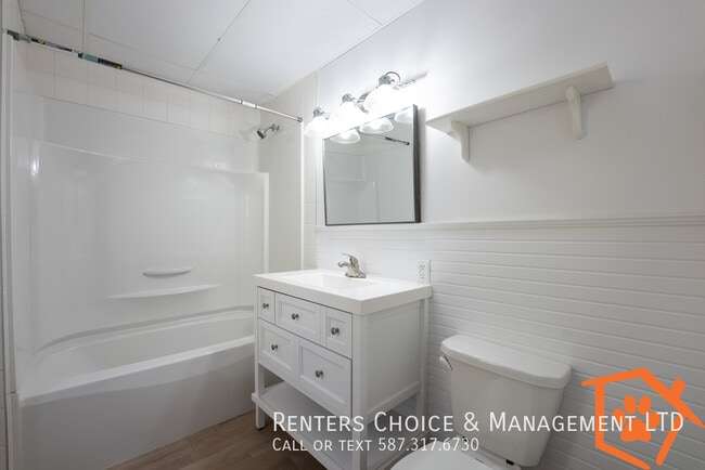 Photo - 2 Bedroom House, Pet Friendly With Garage, BONUS INCENTIVE