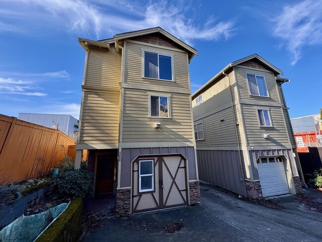 Photo - Central District Townhome