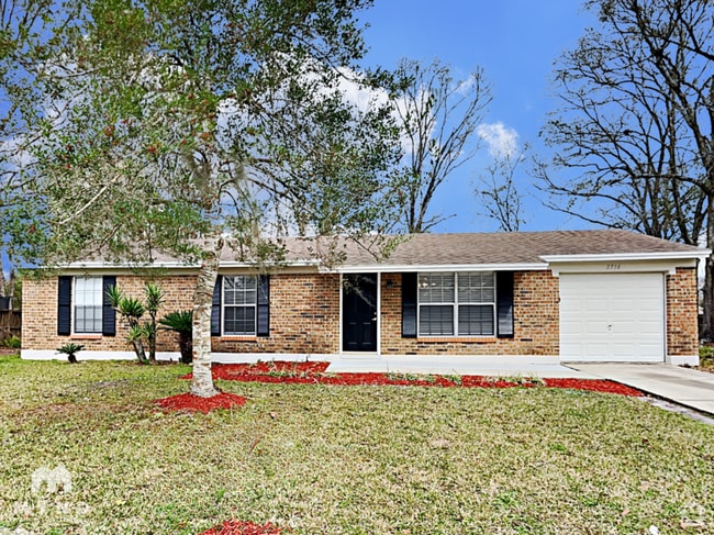 Building Photo - 2716 Pinewood Blvd N Rental