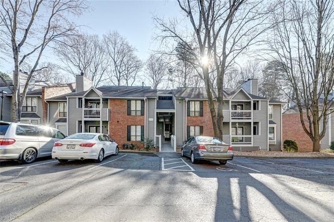 Photo - 527 Warm Springs Cir