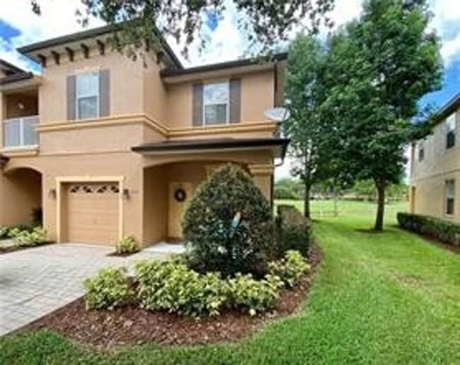 Building Photo - SUPER LOCATION FOR THIS 2 story 3 bdrm TOWNHOUSE!!