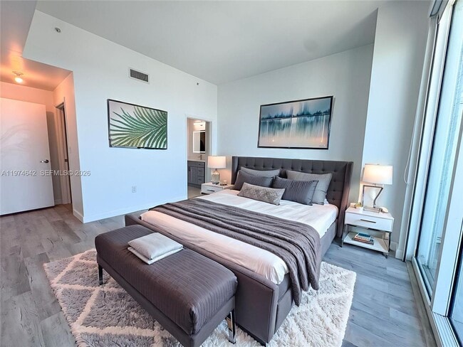 Photo - 1900 N Bayshore Dr Unit 4112