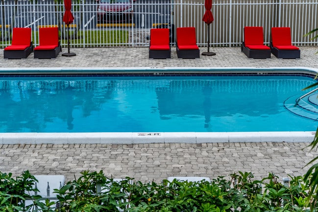 Pool - Edge Apartments