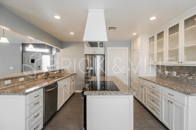 Photo - 1405 SW 20th St