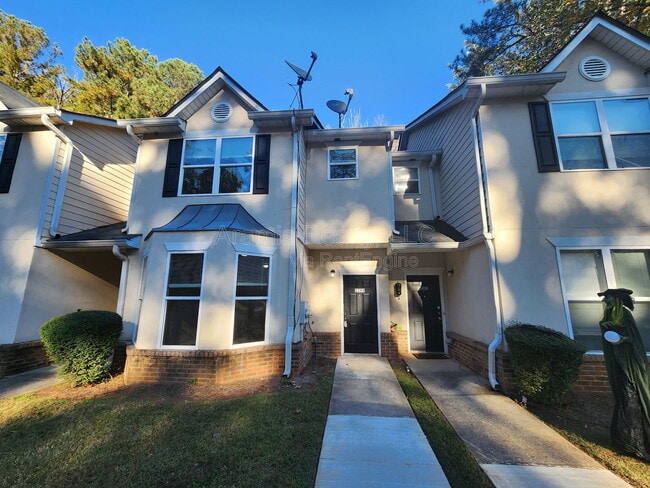 Building Photo - 2284 Coach Way