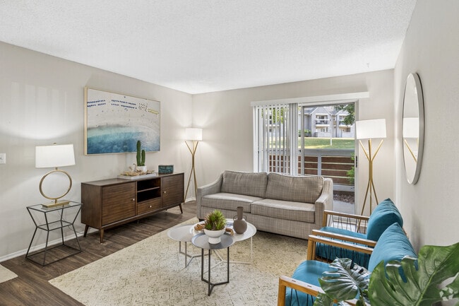 The Stones 1BR, 1BA - 650SF - Living Room