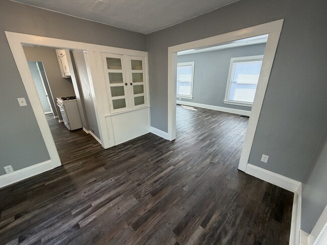 Photo - 1113 Hackett St
