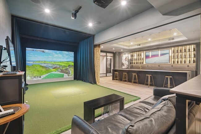 Golf Simulator - The Luxe in Fishtown West