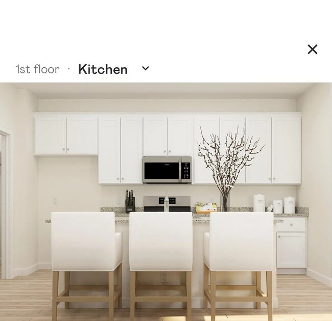 Photo - 817 Delft Way