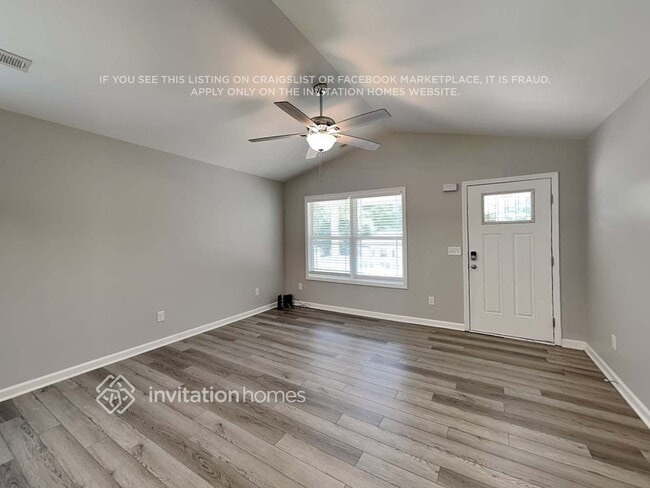 Photo - 1125 Roberts St