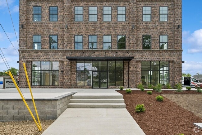 Building Photo - 153 Greenwich Ave Unit 306 Rental