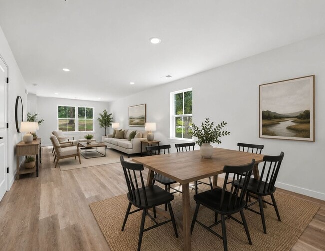 10th St SE Townhomes