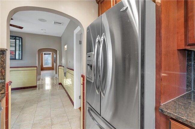 Photo - 711 Academy Ave Unit 2