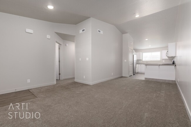 Photo - Brand New  2 Bedroom, 1 Bathroom Condo in ...