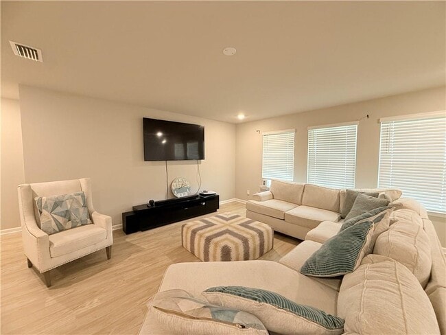 Photo - 10611 Burlington Estates Dr