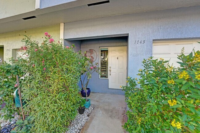 Photo - 1743 NE 4th Ave Unidad F4