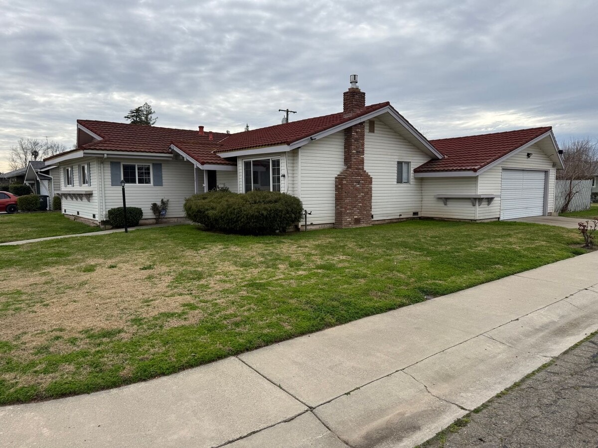 Photo - Beautiful 3 Bed / 2 Bath Home in North Yuba City