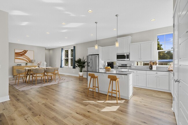 Photo - 6540 Northeast Birch Street