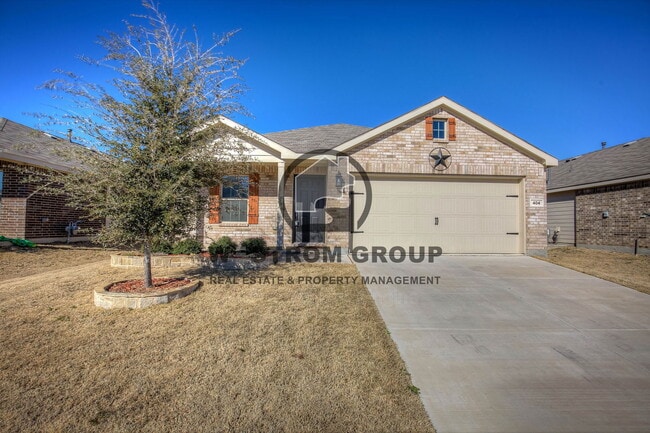 Photo - 404 Falling Star Dr