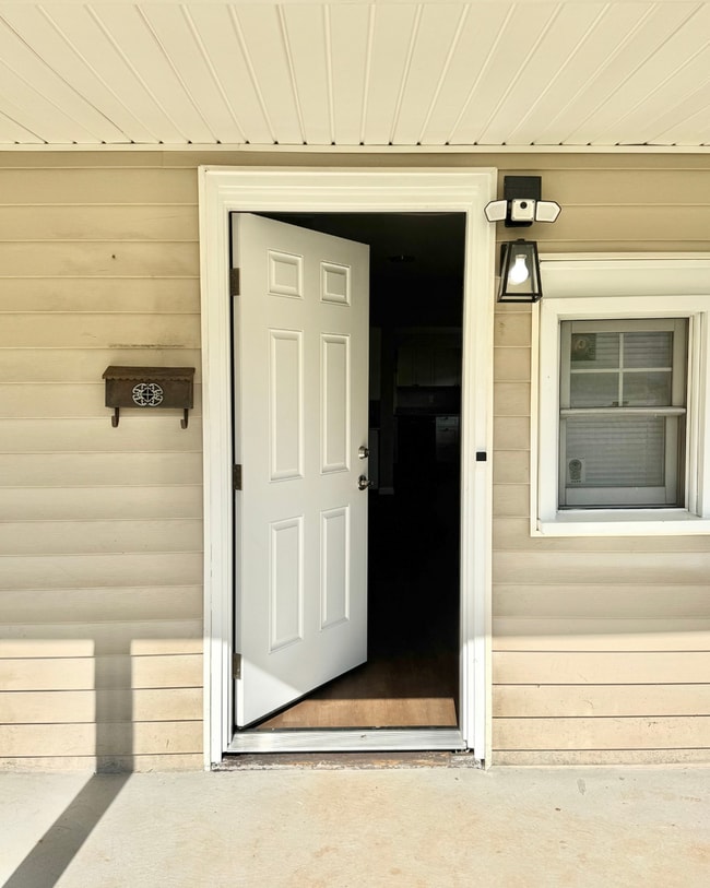 Photo - 2 Bed 2 Bath House on Easley Avenue