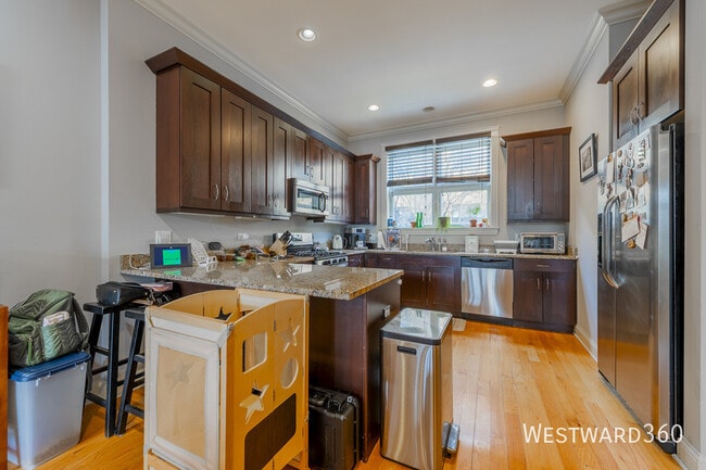 Photo - 2066 N Stave-5