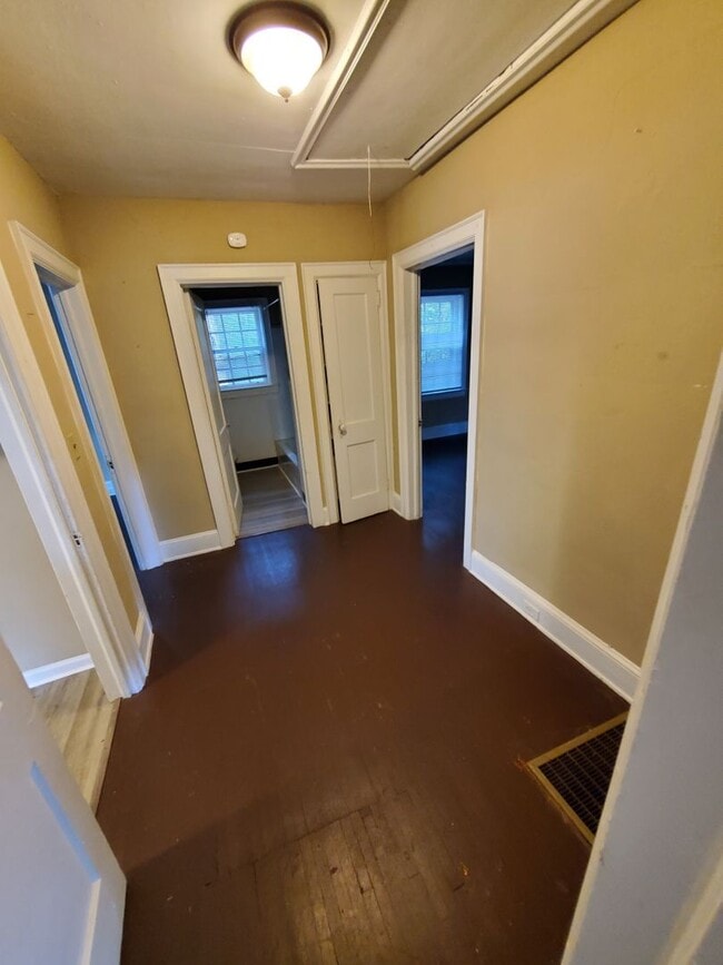 Building Photo - Cute Ranch home in Wilmore!!