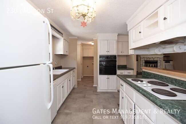 Photo - 230 W Union St