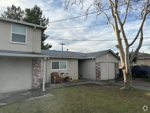 Building Photo - Stockton 1 Bedroom, 2 Bonus Rooms,  1 Bath... Rental