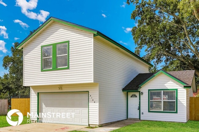 Photo - 8144 Colonnade Ct W