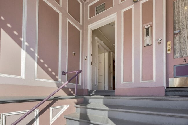 Photo - 3982-3984-3984 25th St Unidad 3984A 25th St