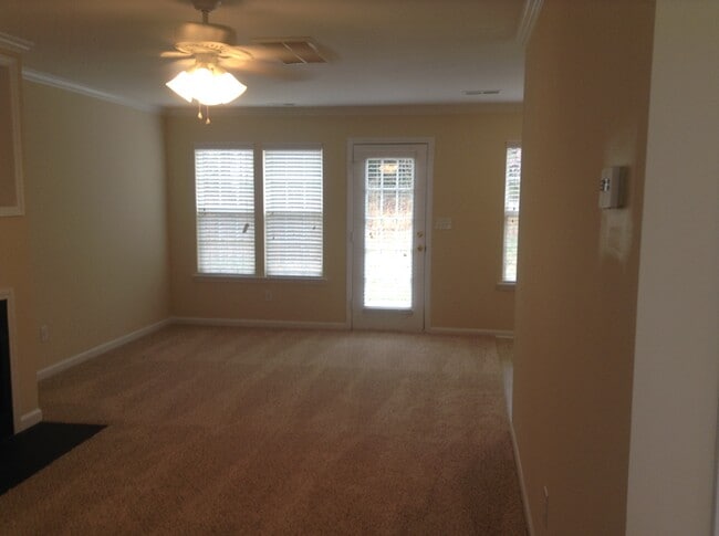 Photo - 139 Ashmont Dr