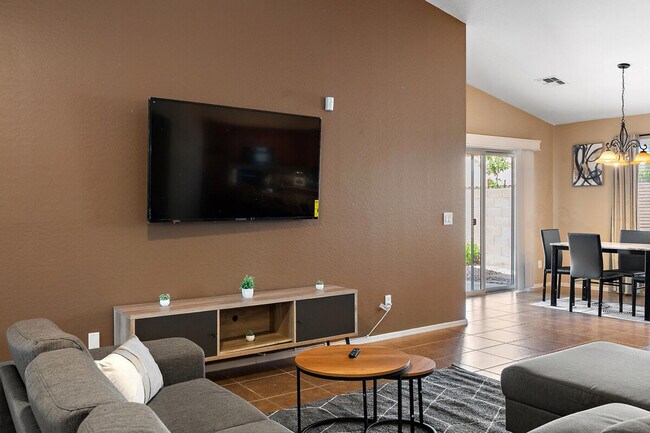 Photo - 2949 E Crescent Way Unit ID1244319P