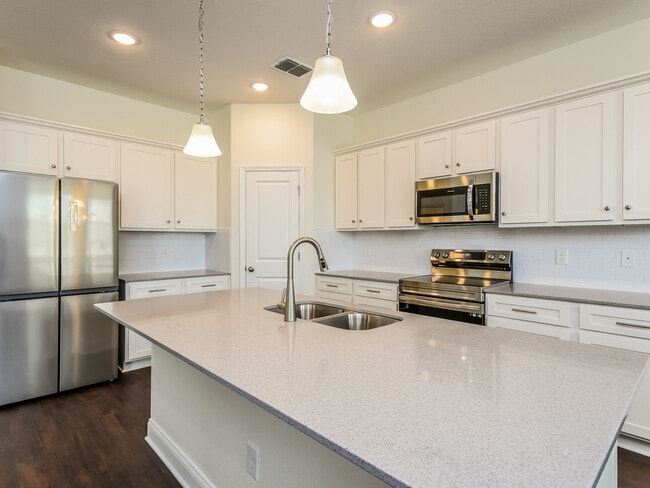 Photo - 6181 Little Blf Cir