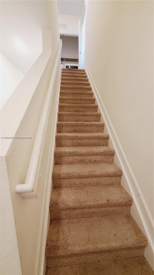 Photo - 1100 SW 6th Ct