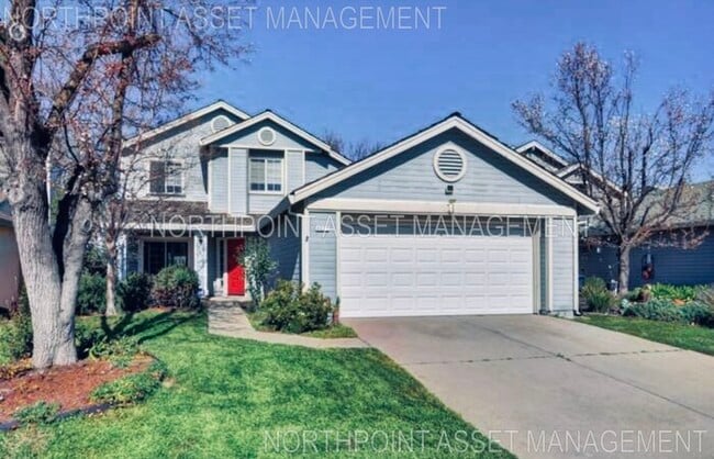 Building Photo - Welcome to this stunning 3-bedroom, 2.5-ba... Rental