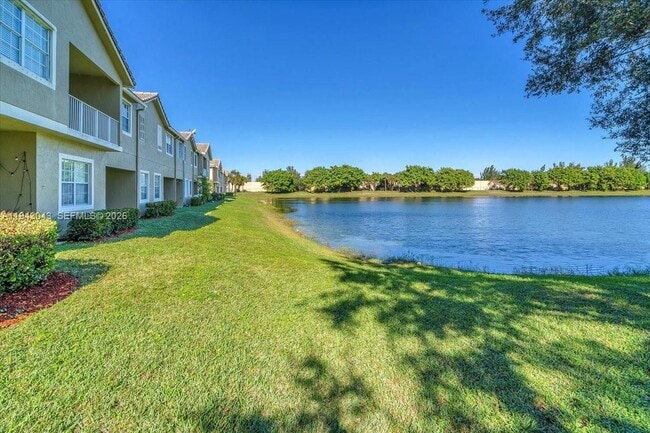 Building Photo - 4371 SW 131st Ln Unit 3204