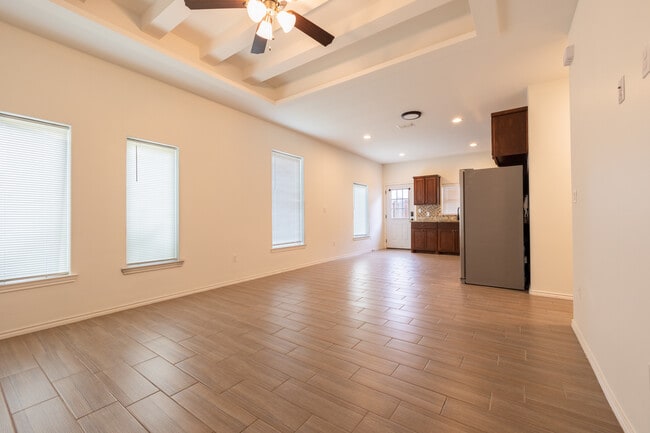 Photo - 420 Carlisle Ave Unit 1