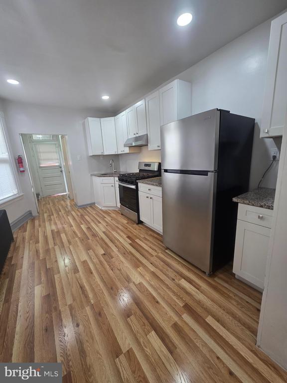 Photo - 1121 Douglass St