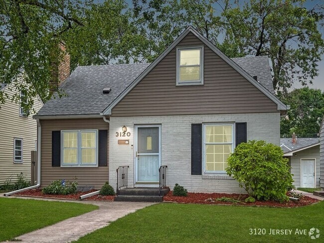 Building Photo - 3120 Jersey Ave S Rental