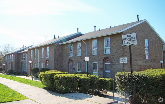 Photo - Princess Square