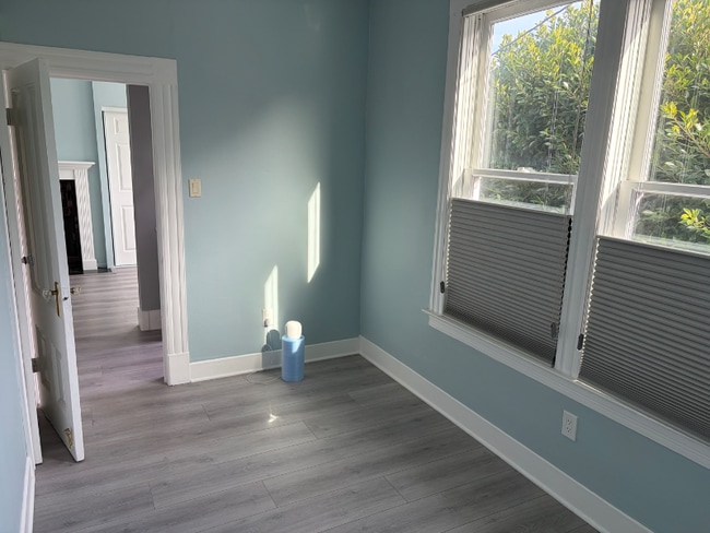 Photo - 536 Arlington St Unit Upper