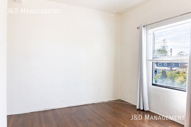 Photo - Charming Cottage in South Park w/ Parking Unit 2830