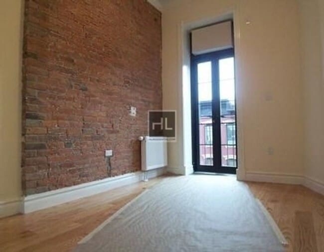 Photo - First Avenue Unit 6