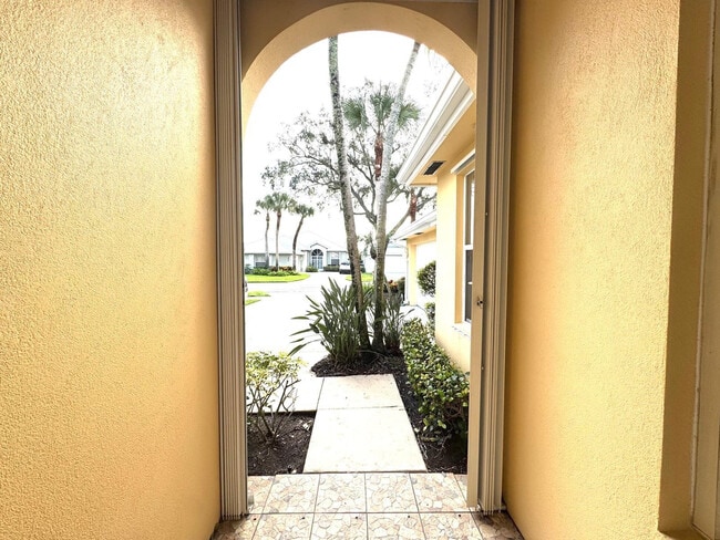 Photo - 2871 SW Brighton Way