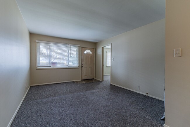 Photo - Garfield-Nelson Unit 508 1/2