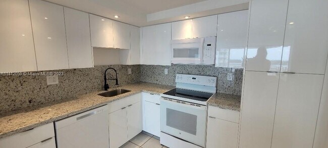 Photo - 18071 Biscayne Blvd Unit 1403