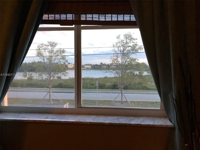 Photo - 16652 SW 71st Terrace